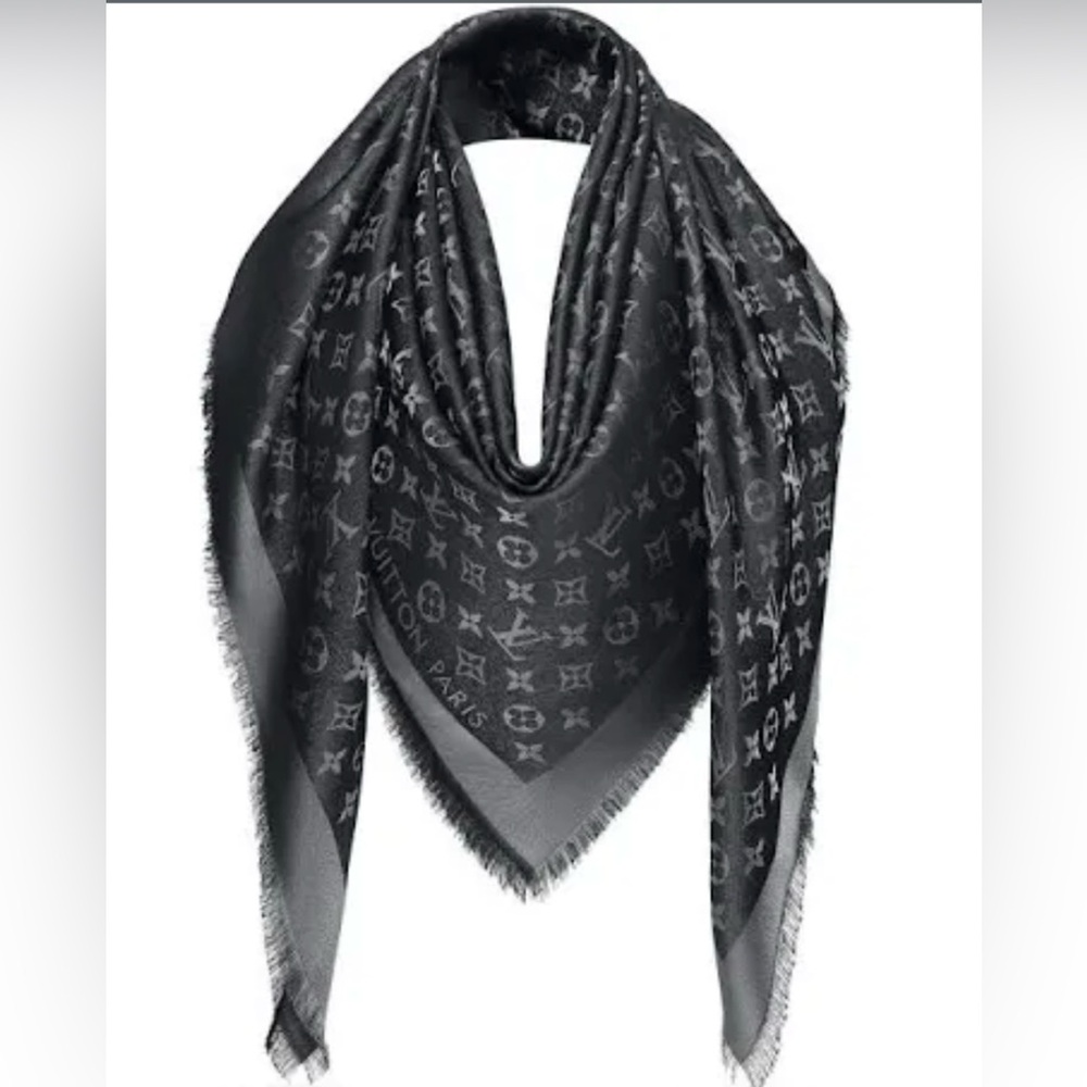 LV oversized shawl